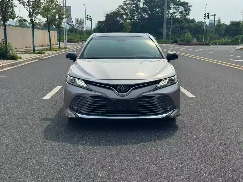 2018 Camry 2.5G Luxury Edition — миниатюра 2
