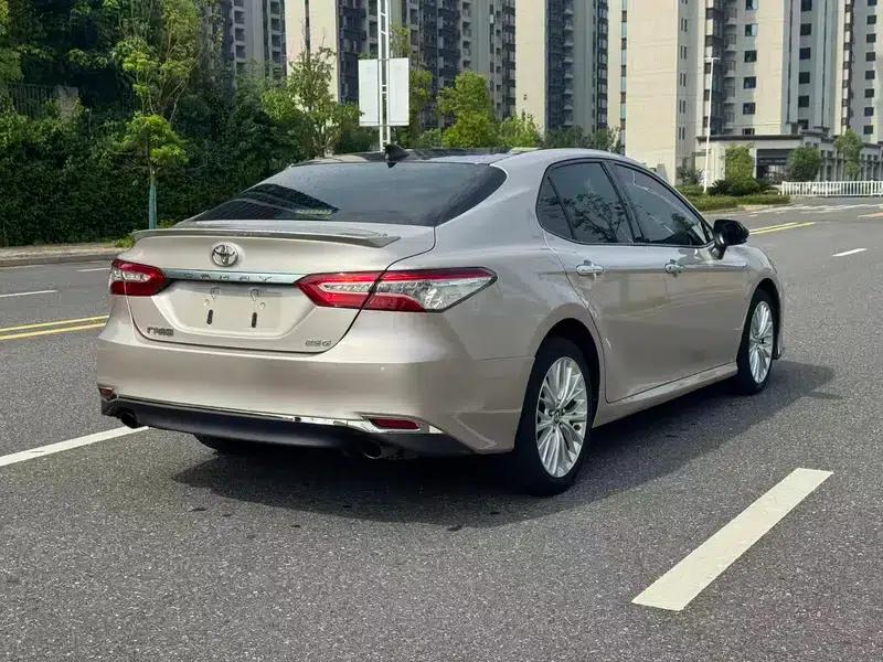 2018 Camry 2.5G Luxury Edition — миниатюра 6