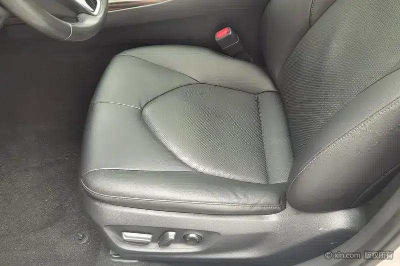 Camry 2019 2.5G Luxury Edition (China VI Emission Standard) — миниатюра 18