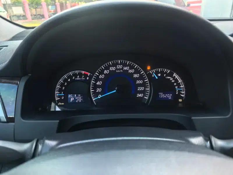 Camry 2015 2.0G Leading Edition — миниатюра 14