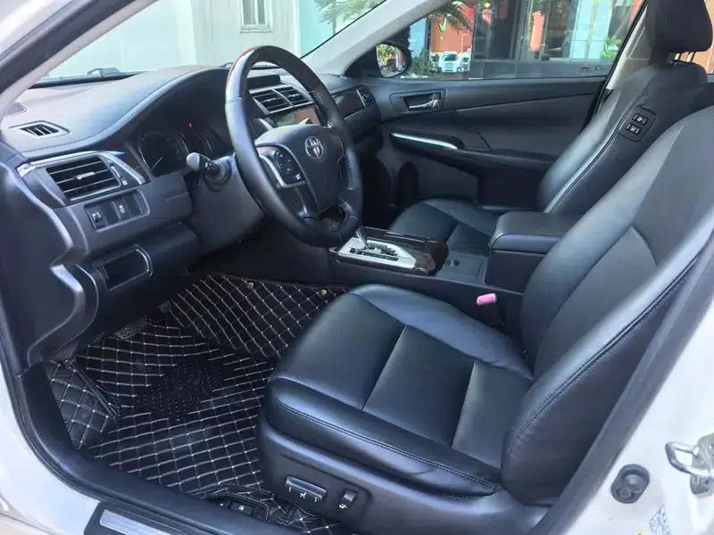 Camry 2015 2.0G Leading Edition — миниатюра 16