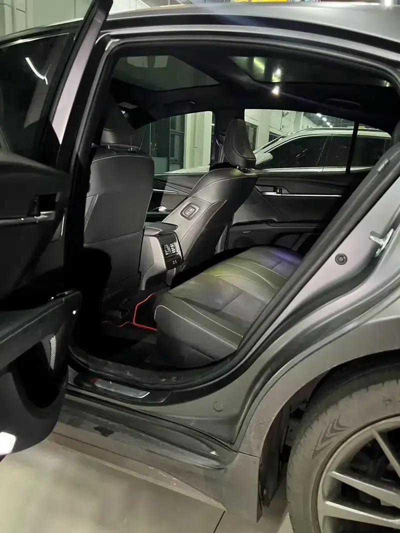 Camry 2025 Hybrid 2.0HXS Glorious Edition — миниатюра 7
