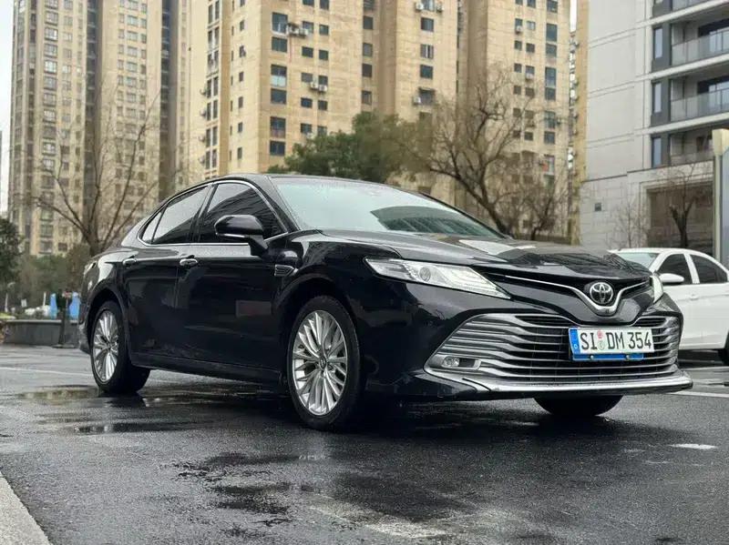 2018 Camry 2.5G Luxury Edition — миниатюра 3