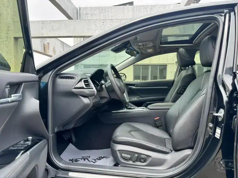 2018 Camry 2.0G Luxury Edition — миниатюра 6