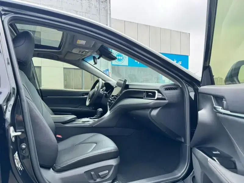 2018 Camry 2.0G Luxury Edition — миниатюра 8