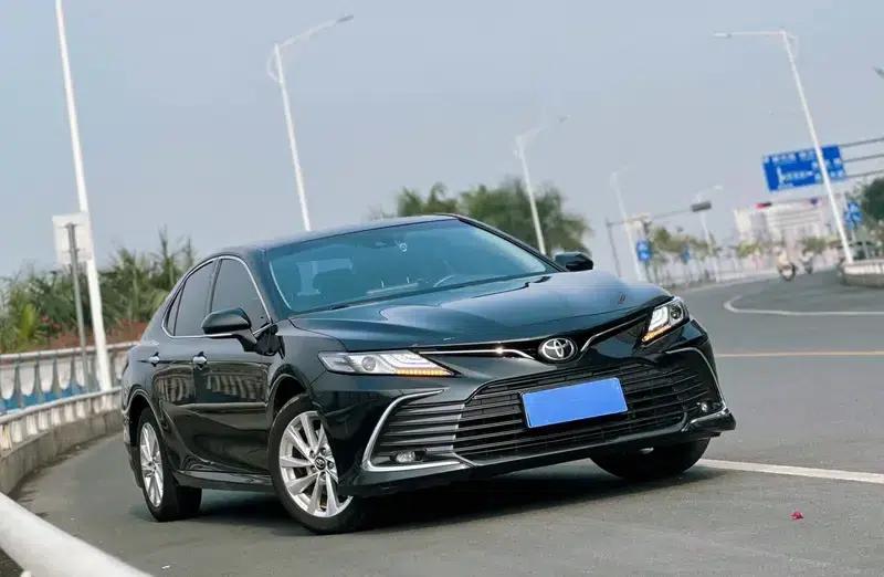 2021 Camry 2.0G Luxury Edition — миниатюра 3