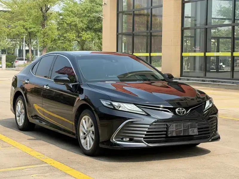 2021 Camry 2.0G Luxury Edition — миниатюра 3