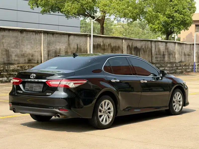 2021 Camry 2.0G Luxury Edition — миниатюра 6