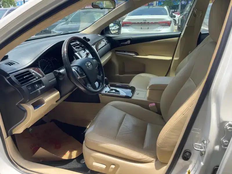 2015 Camry 2.0G Luxury Edition — миниатюра 12