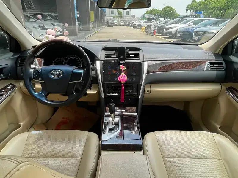 2015 Camry 2.0G Luxury Edition — миниатюра 10