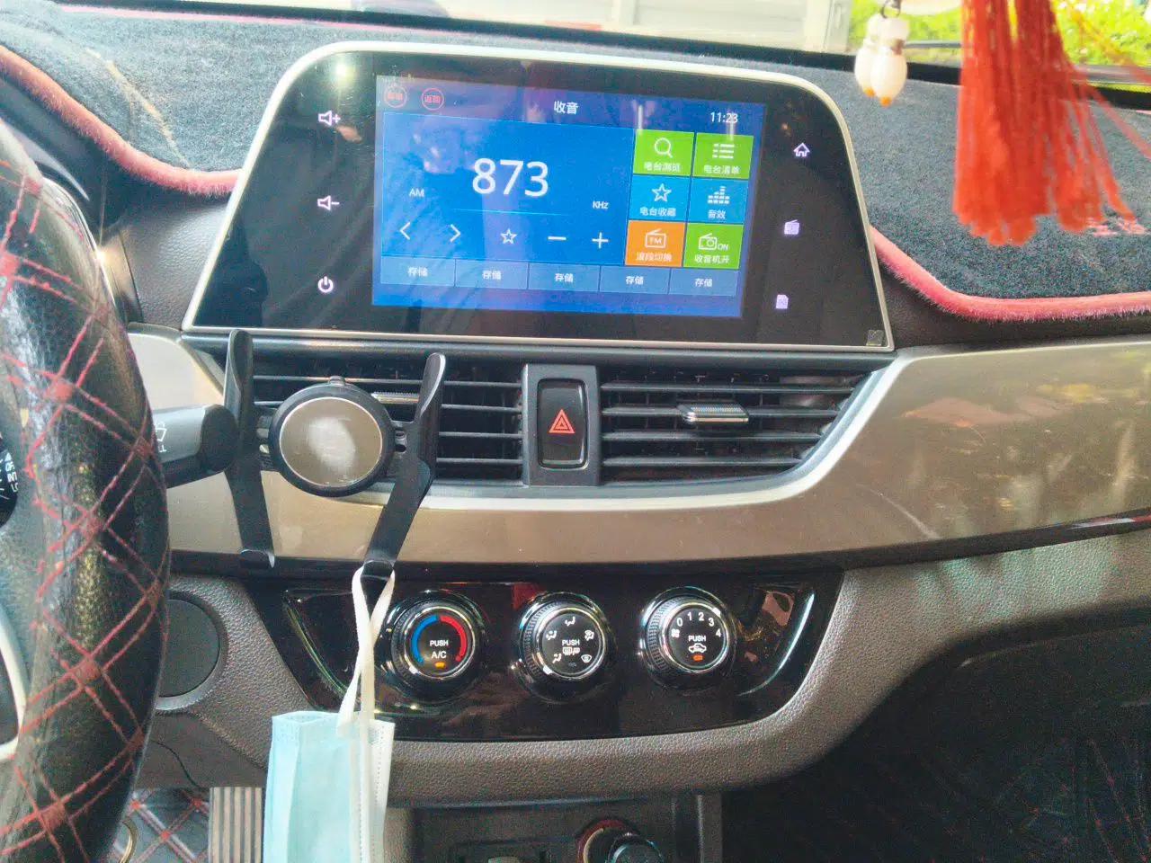 Baojun 310W 2017 1.5L Manual Fashion Model China V — миниатюра 13