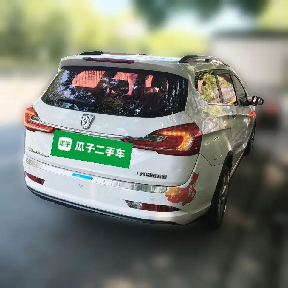 Baojun 310W 2017 1.5L Manual Fashion Model China V — миниатюра 6