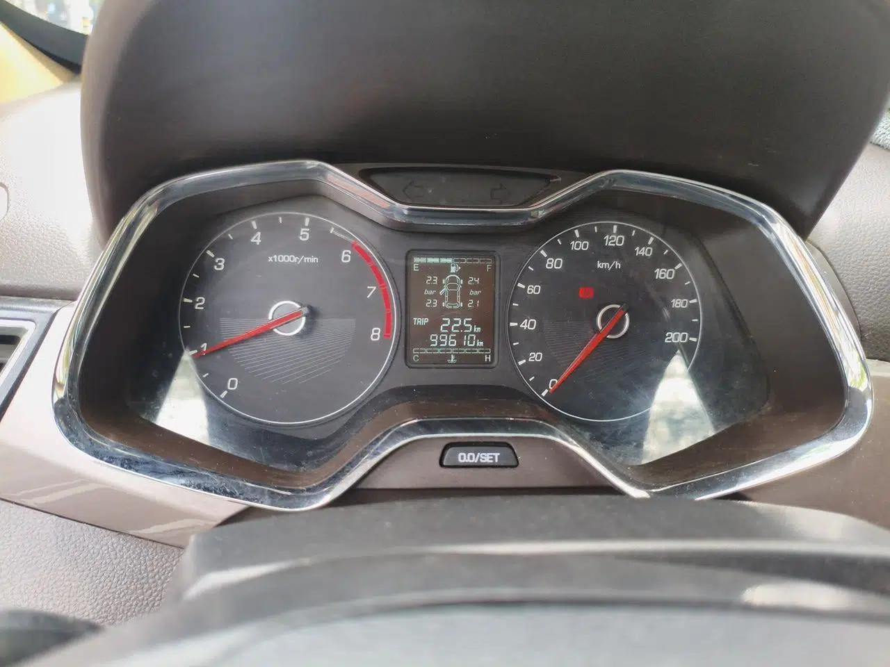 Baojun 310W 2017 1.5L Manual Fashion Model China V — миниатюра 11