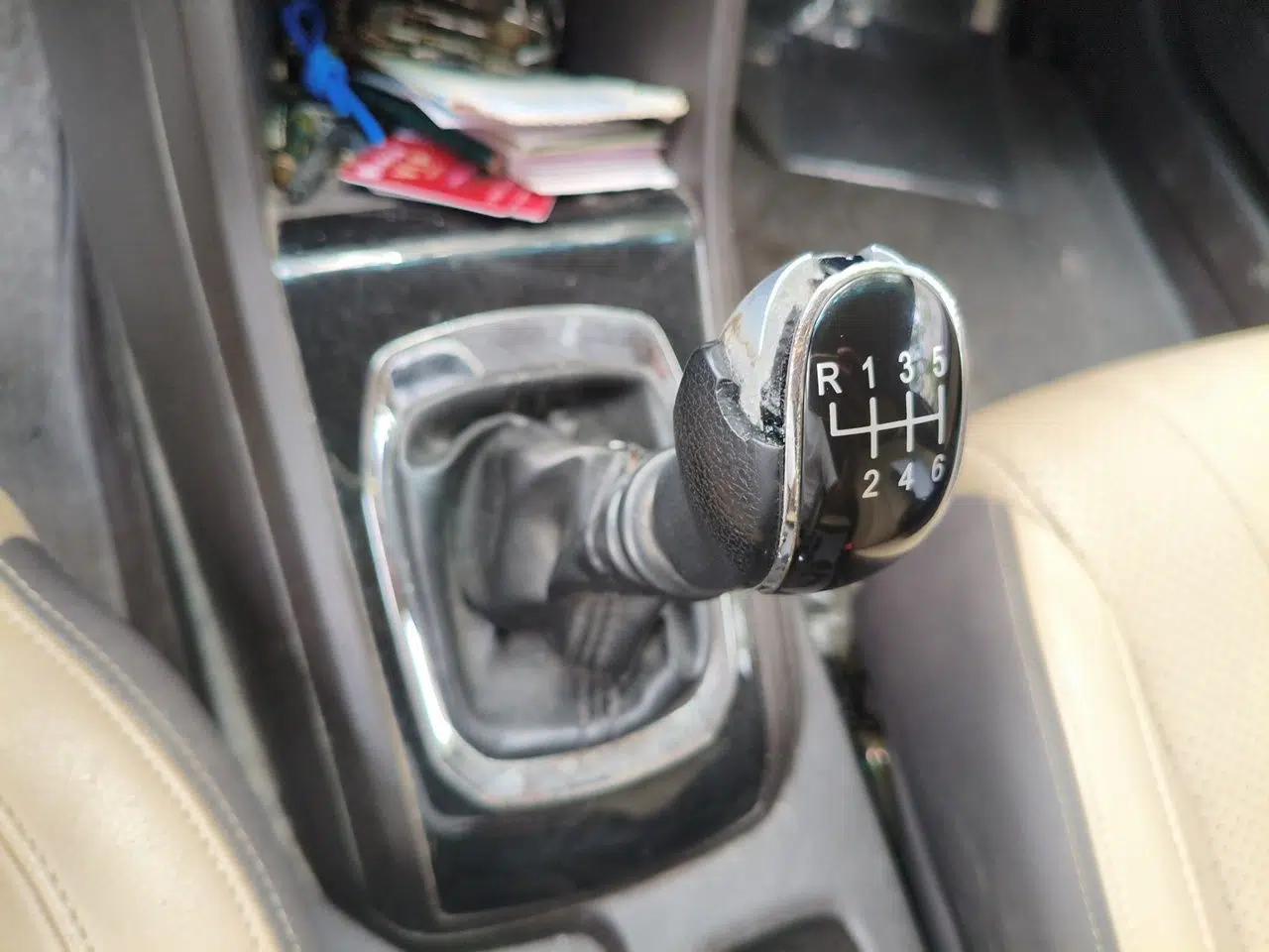Baojun 310W 2017 1.5L Manual Fashion Model China V — миниатюра 14
