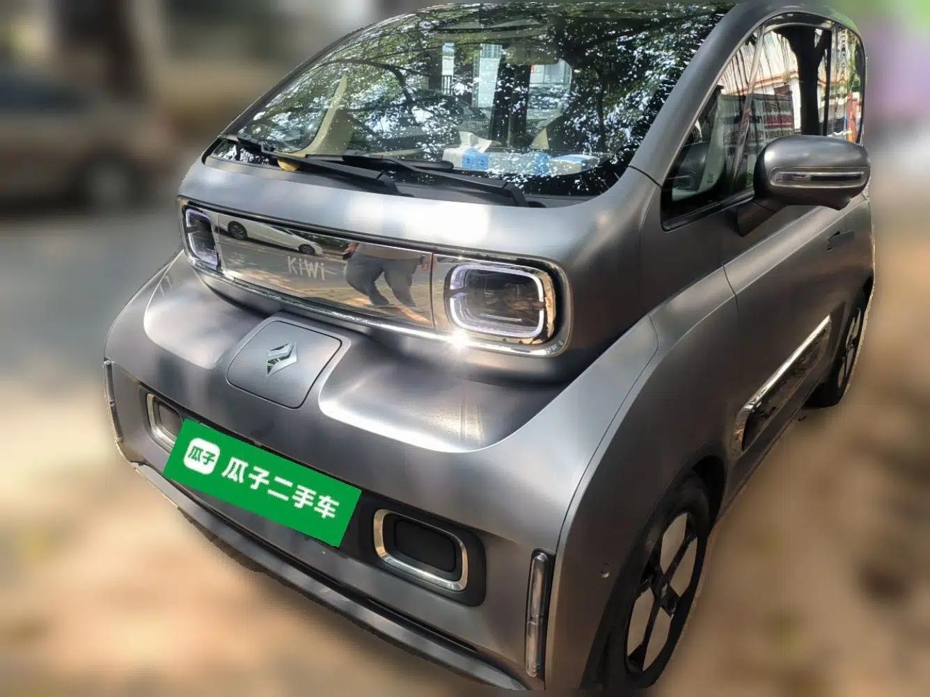 Baojun KiWi EV 2023 DJI Edition Lithium Iron Phosphate — миниатюра 1