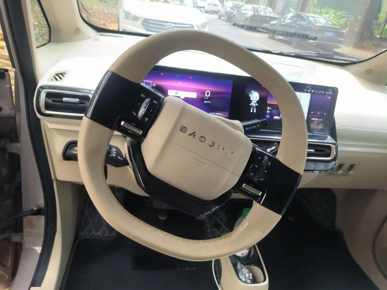 Baojun KiWi EV 2023 DJI Edition Lithium Iron Phosphate — миниатюра 10