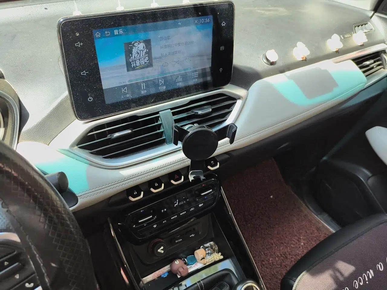 Baojun 530 2018 1.5T Manual Prestige Version China V — миниатюра 13