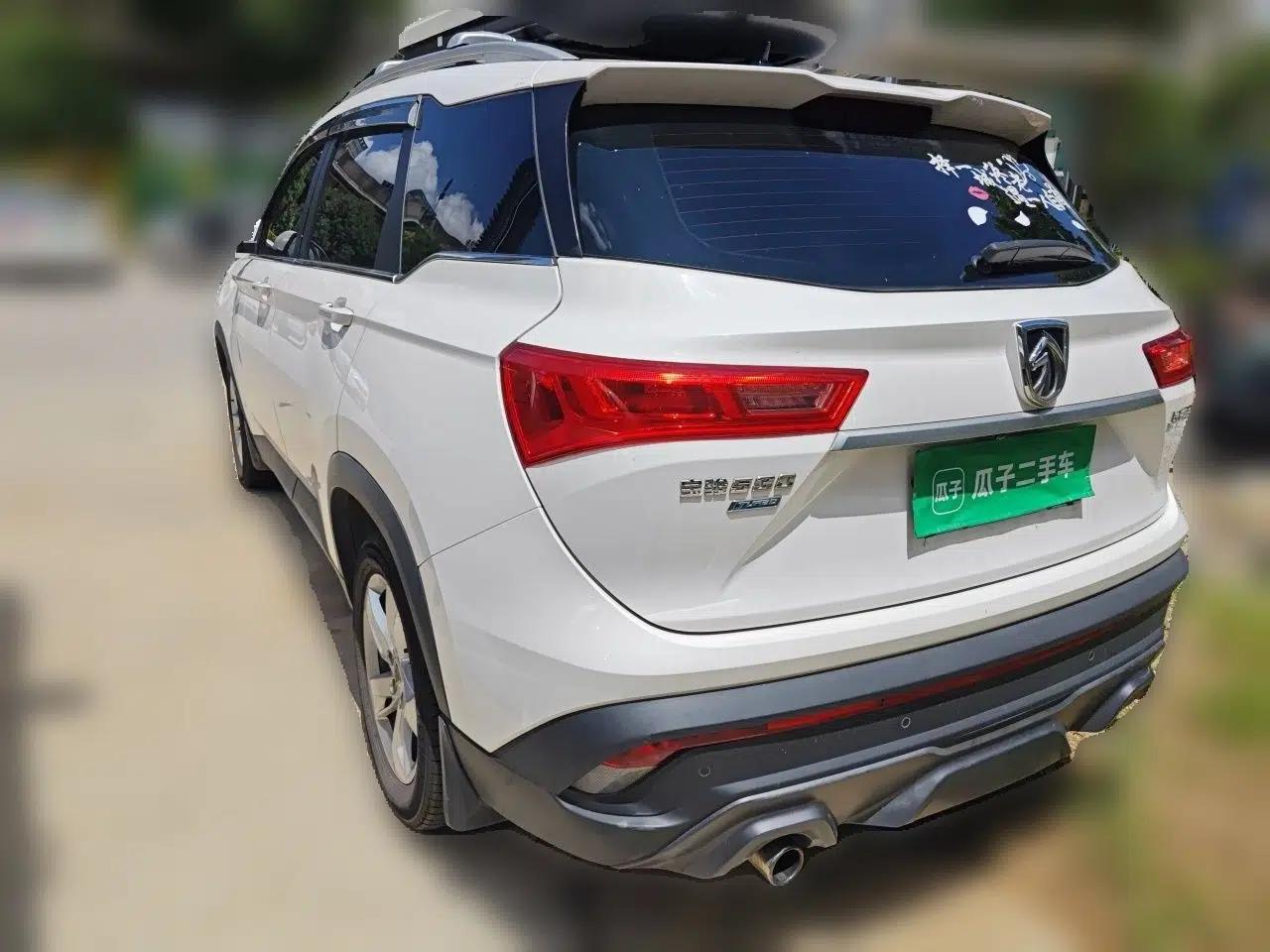 Baojun 530 2019 1.5T CVT Luxury 7-seater China VI — миниатюра 4