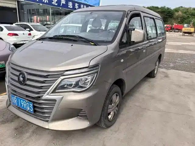 Lingzhi 2023 M5L 1.6L Luxury 7-seater