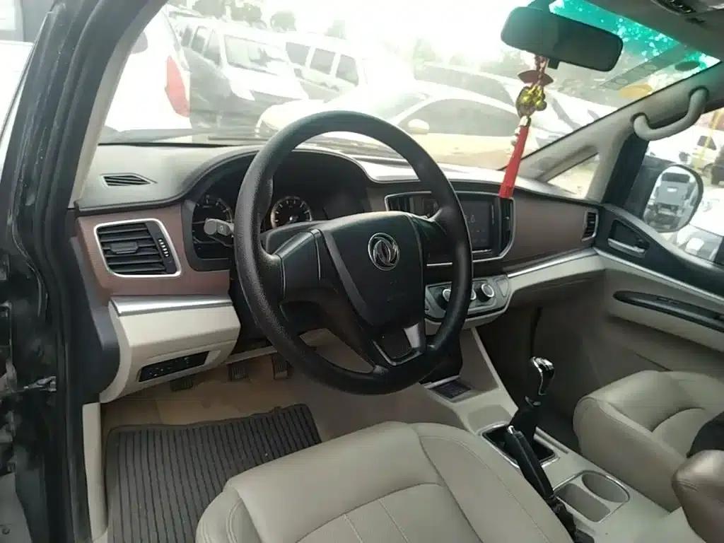 Lingzhi 2018 M5L 1.6L 7-seater Luxury — миниатюра 11