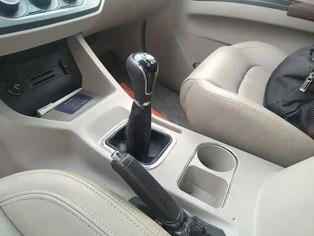 Lingzhi 2018 M5L 1.6L 7-seater Luxury — миниатюра 14