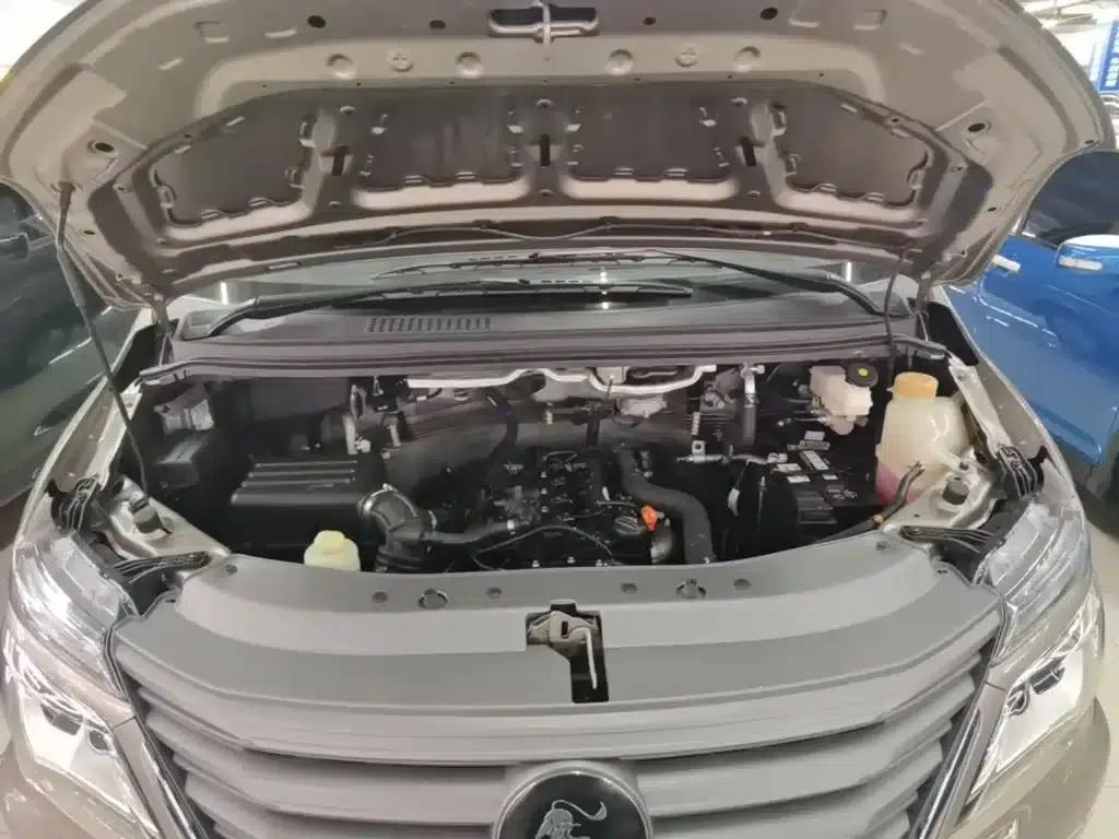 Lingzhi 2023 M5L 1.6L Basic 7-Seater — миниатюра 20
