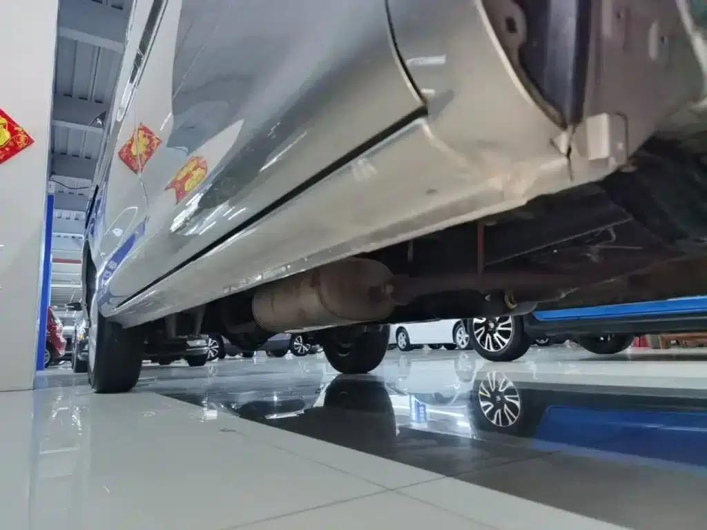 Lingzhi 2023 M5L 1.6L Basic 7-Seater — миниатюра 21