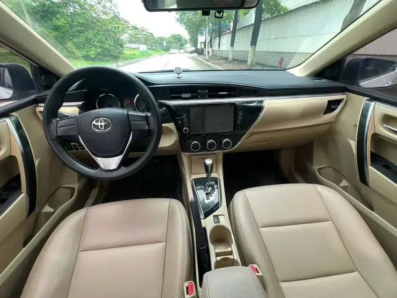 2014 Corolla 1.6L CVT GL-i — миниатюра 7
