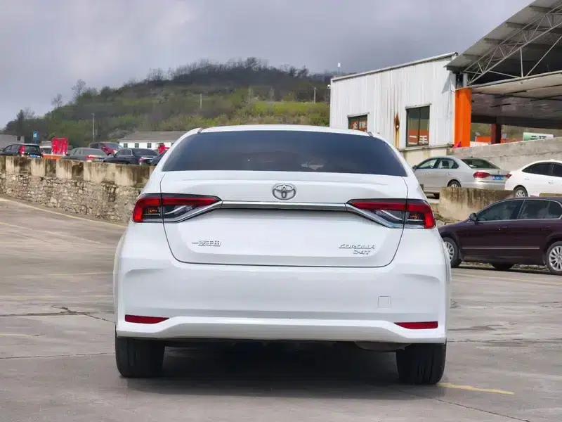 2022 Toyota Corolla 1.2T S-CVT Pioneer PLUS Edition — миниатюра 3