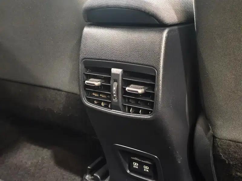 2019 Toyota Corolla Hybrid 1.8L E-CVT GL-i Elite Edition — миниатюра 11