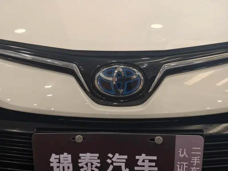 2019 Toyota Corolla Hybrid 1.8L E-CVT GL-i Elite Edition — миниатюра 13