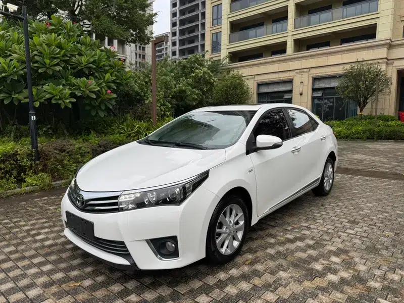 2014 Corolla 1.8L CVT GLX-i — миниатюра 1