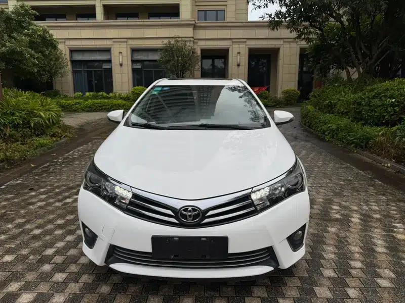 2014 Corolla 1.8L CVT GLX-i — миниатюра 2