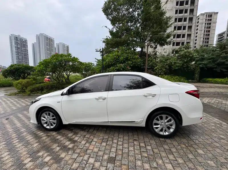 2014 Corolla 1.8L CVT GLX-i — миниатюра 4