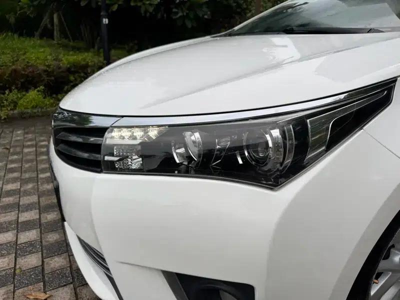 2014 Corolla 1.8L CVT GLX-i — миниатюра 9