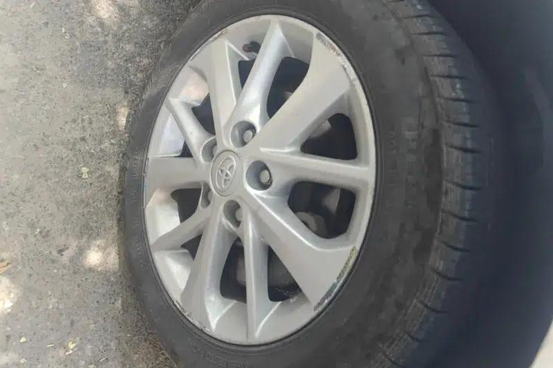 2014 Toyota Corolla 1.6L CVT GL-i Leather Edition — миниатюра 8