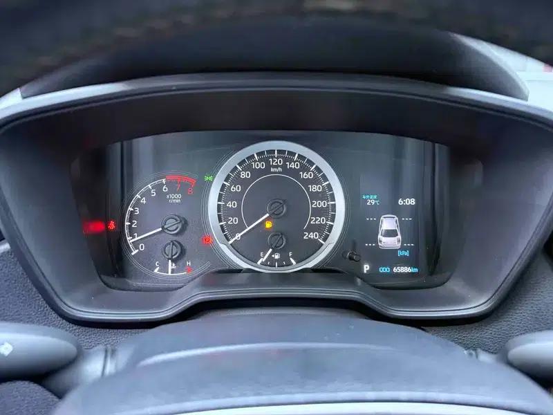 2019 Toyota Corolla 1.2T S-CVT GL-i Elite Edition — миниатюра 6