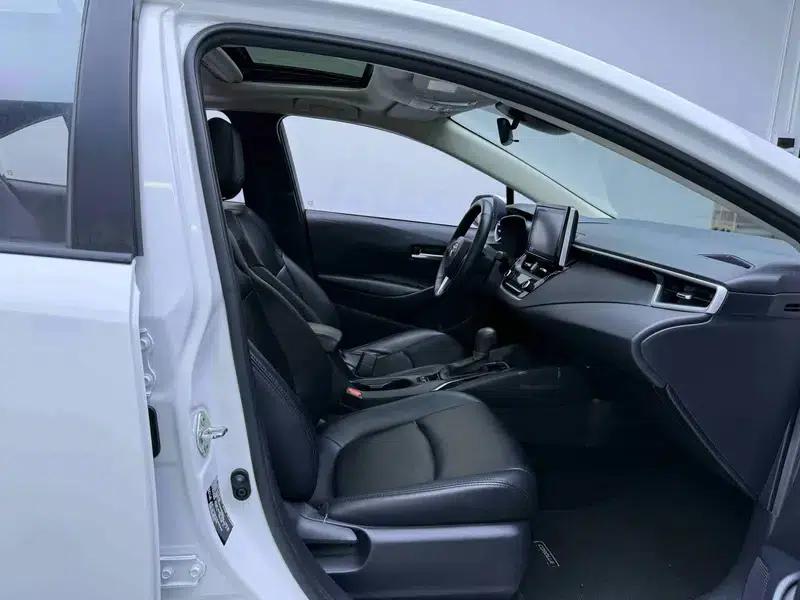 2019 Toyota Corolla 1.2T S-CVT GL-i Elite Edition — миниатюра 9