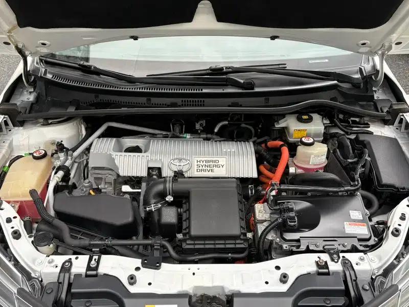2017 Toyota Corolla Hybrid 1.8L E-CVT Leading Edition (National V Emission Standard) — миниатюра 8