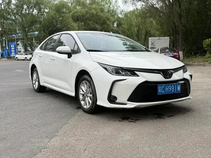 2021 Toyota Corolla 1.2T S-CVT Elite Edition — миниатюра 3