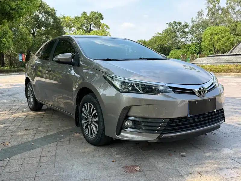 2017 Toyota Corolla Facelift 1.2T S-CVT GL (National V Emission Standard) — миниатюра 3