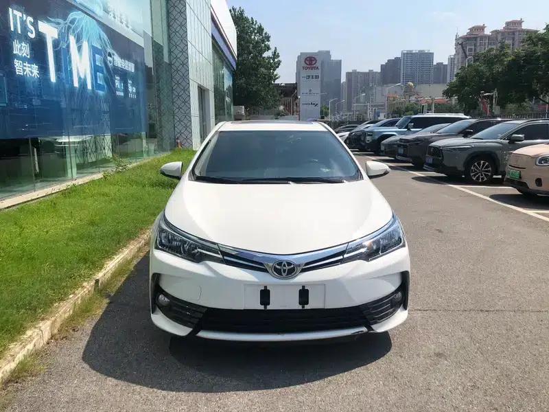 2017 Corolla 1.2T CVT GL-i — миниатюра 2