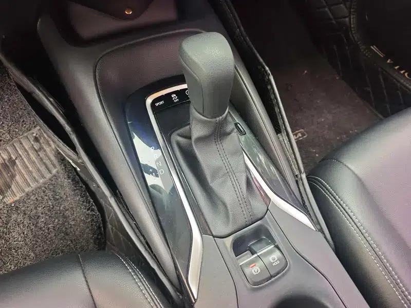 2019 Toyota Corolla 1.2T S-CVT GL Pioneer Edition — миниатюра 12