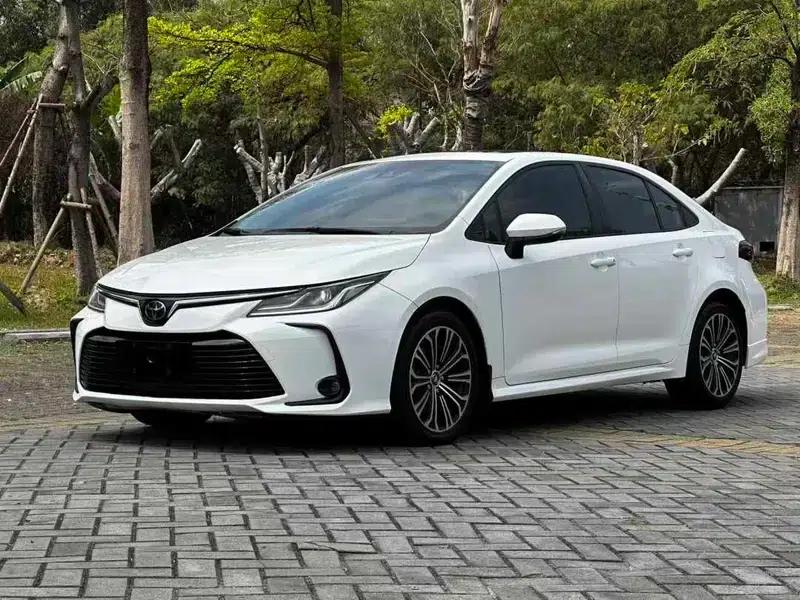 2019 Toyota Corolla 1.2T S-CVT Sport Edition — миниатюра 1