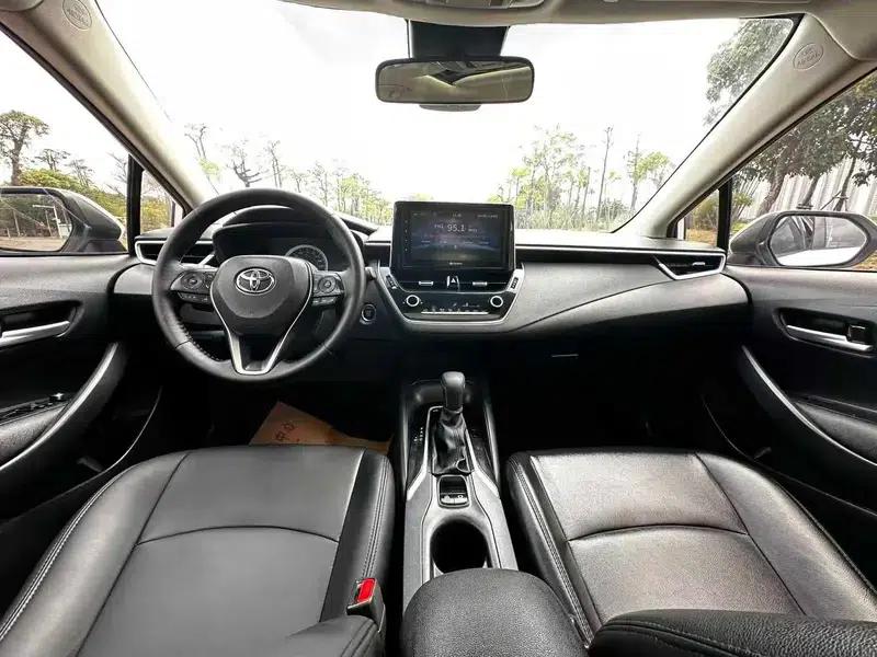 2019 Toyota Corolla 1.2T S-CVT Sport Edition — миниатюра 5