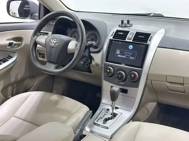 2011 Corolla 1.6L Automatic GL — миниатюра 11