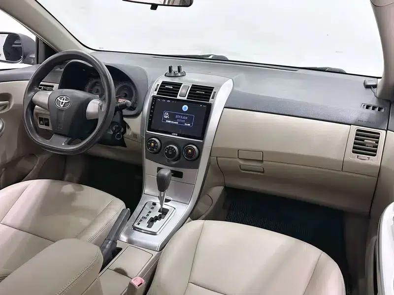 2011 Corolla 1.6L Automatic GL — миниатюра 13