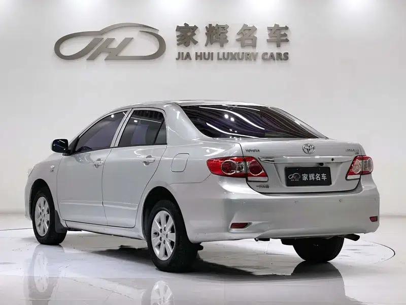 2011 Corolla 1.6L Automatic GL — миниатюра 5