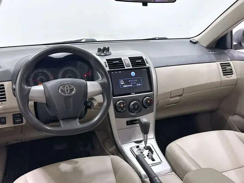 2011 Corolla 1.6L Automatic GL — миниатюра 9