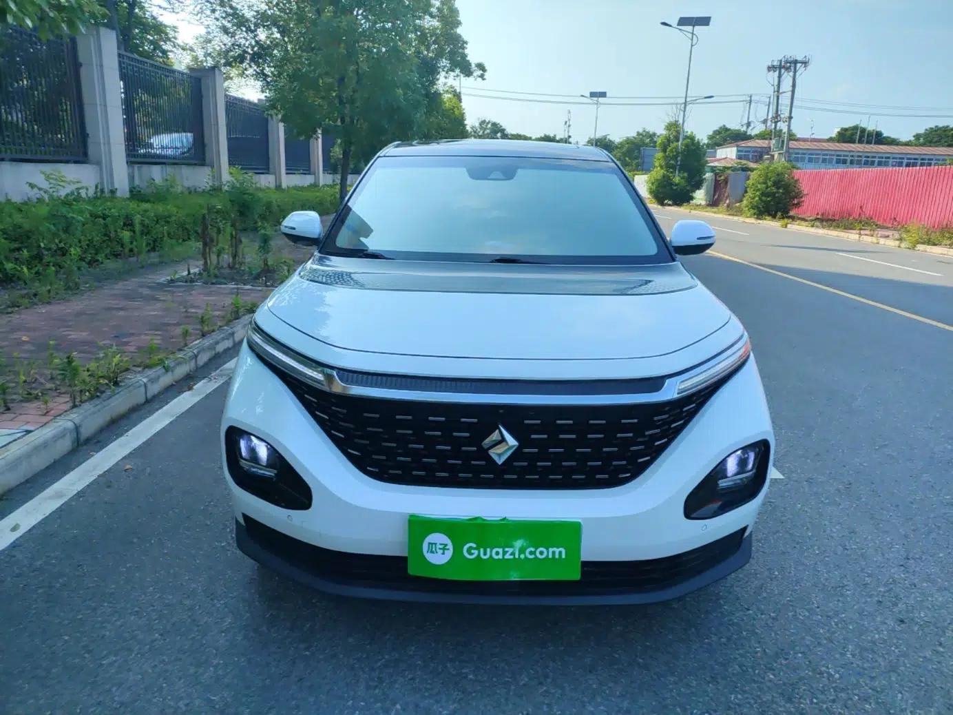 Baojun RM-5 2019 1.5T CVT 24-Hour Online Prestige Version 5 Seats — миниатюра 2